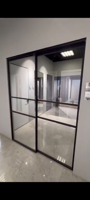 Стеклянная перегородка