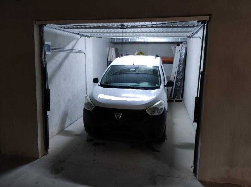 Дава се под наем Гараж / Паркомясто в София, Младост 4 - 22 кв.м за 112.2 € - Снимка #3