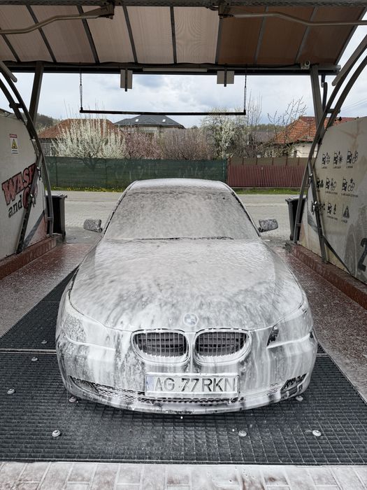 BMW Seria 5 2009 — imagine 2