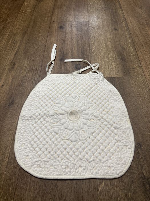 Накидки на стулья