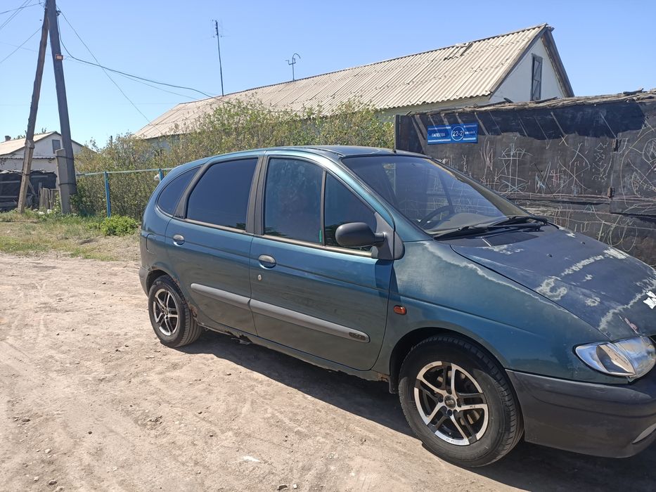 Рено Меган циник