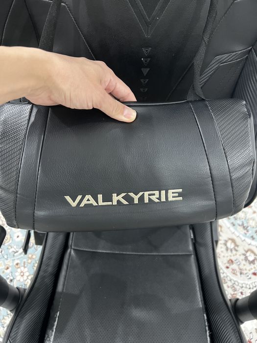 Компьютерное игровое кресло