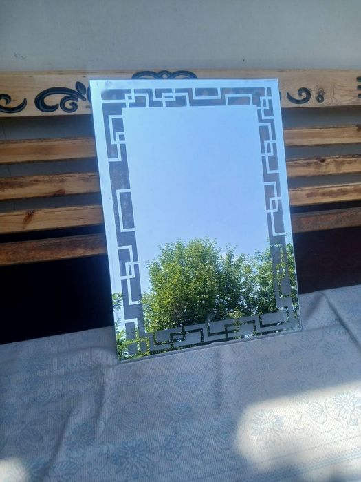 Ванный зеркало и полка цехдан.