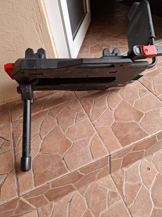 Suport scaun scoica auto cu isofix