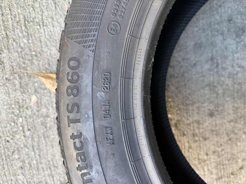 Vand anvelopa 205/60/16 continental wintercontact noua