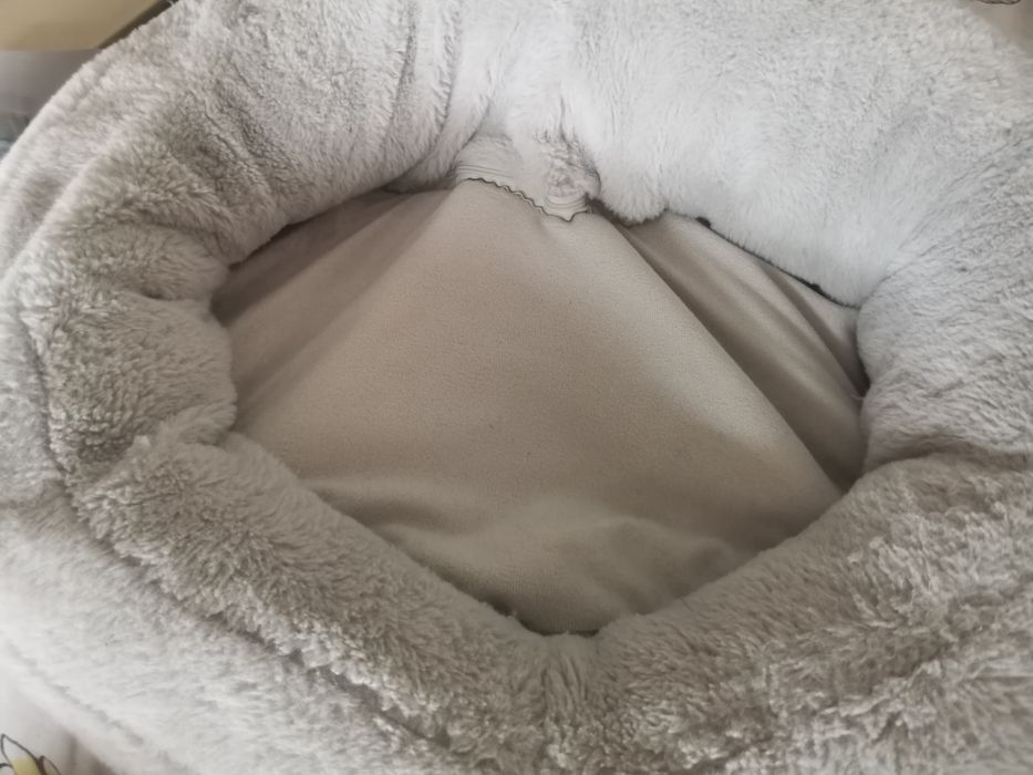 Лежанка для котов