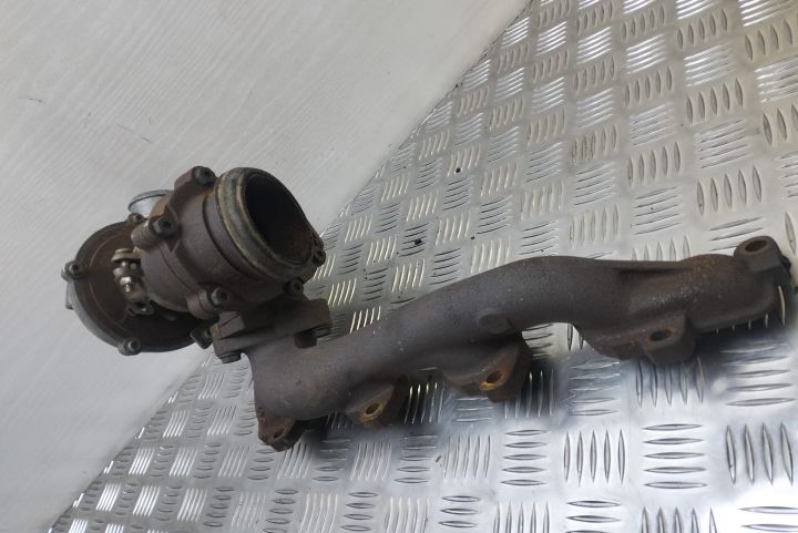 Turbina Turbo Turbosuflanta 2.2 CDI A6460960299 Mercedes-Benz Sprinte