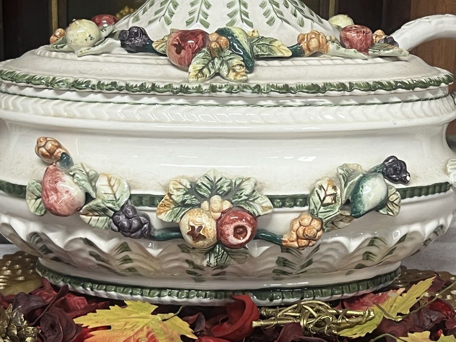 Супник античен с 3Д