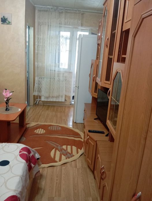 Închiriez garsonieră Nicolina 1