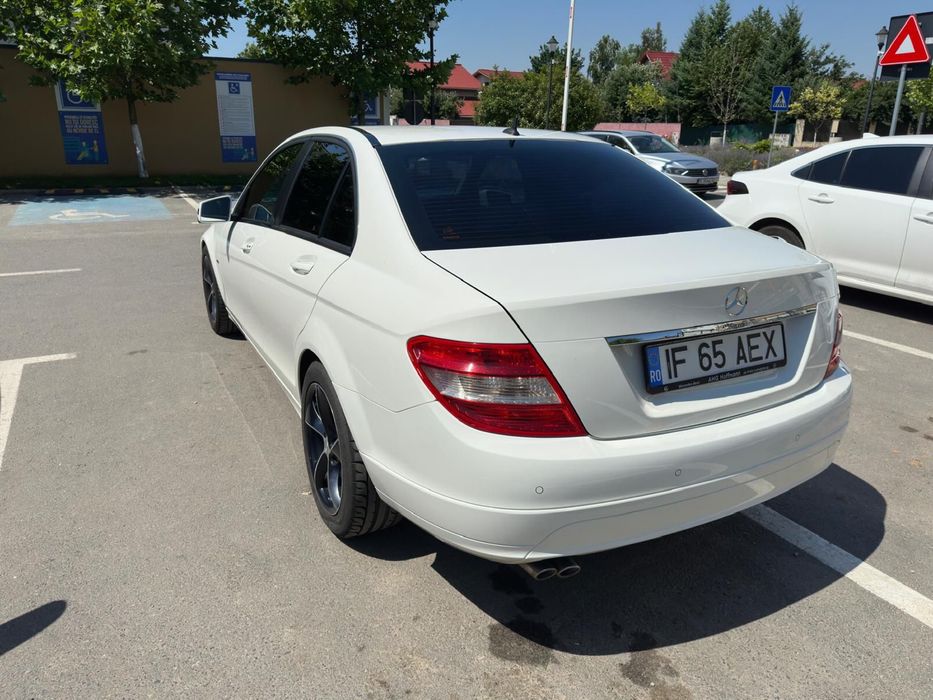 MERCEDES-BENZ C-Class 2010 — imagine 5