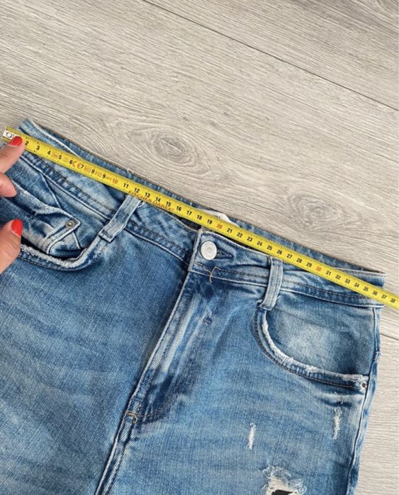 Blugi zara marime 36 talie inalta