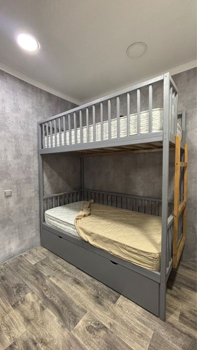 Двух этажная кровать