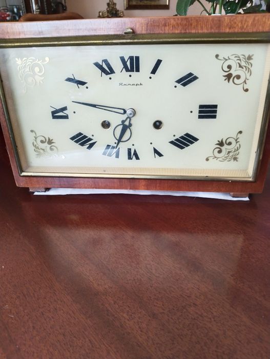 Часы настольные " Январь"