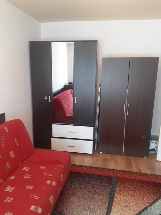 Garsoniera de inchiriat