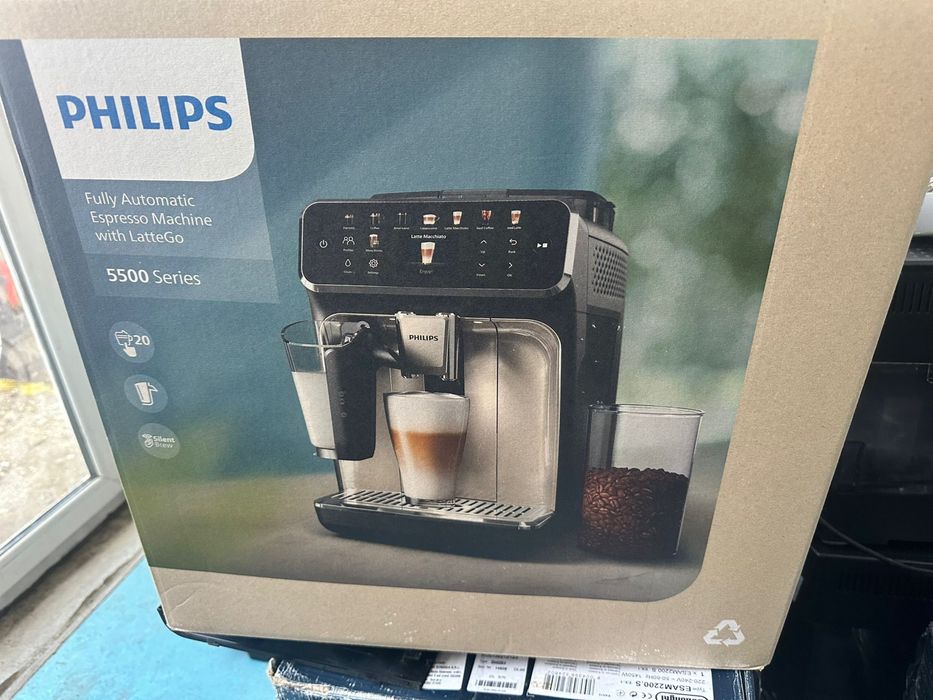 Espressor automat Philipps EP5546/70 seria 5500, LatteGO