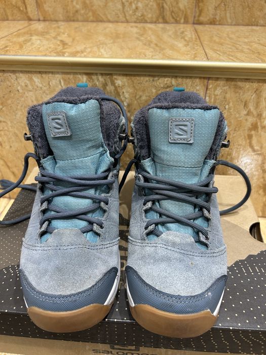 Оригинални  маратонки номер 33 и двата модела