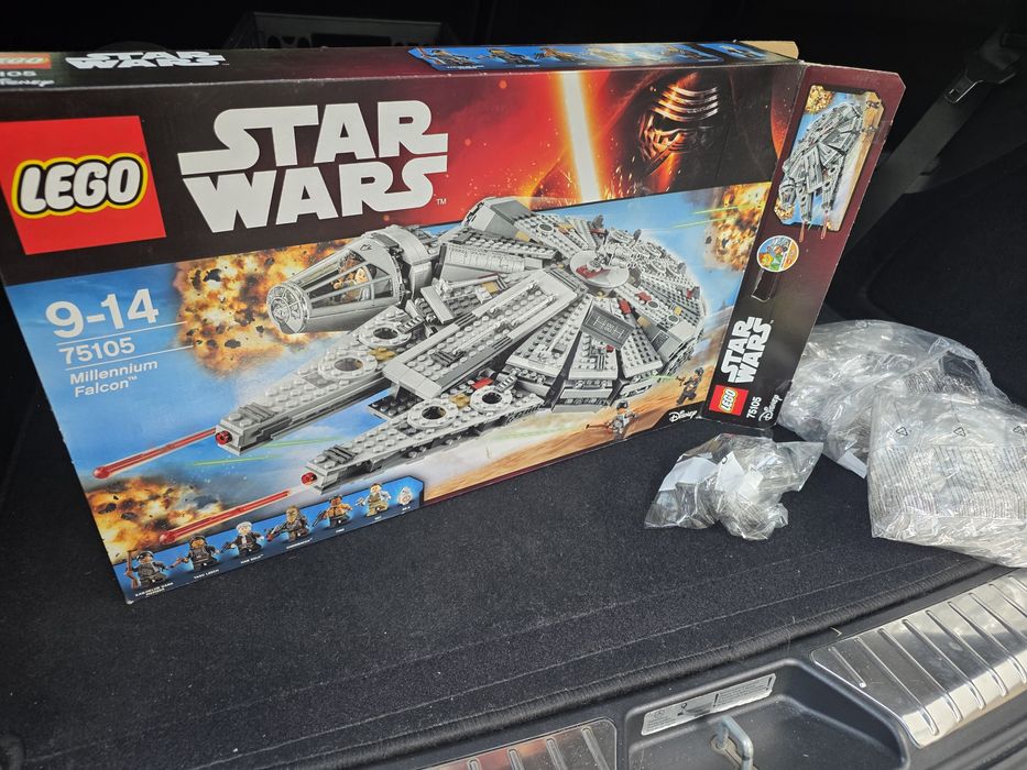 Продавам Lego Star Wars 3 броя сетове