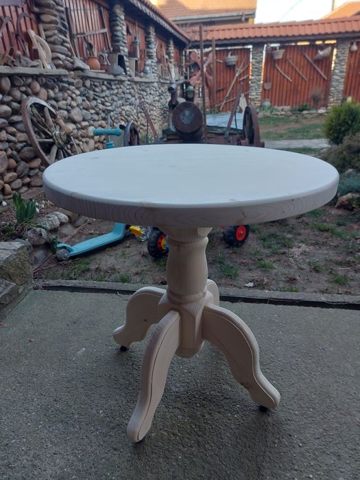 Маса от дърво(кръгла маса)