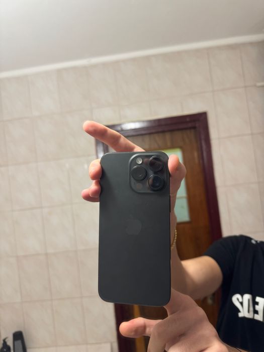 Vând Iphone 15 pro max 256gb/schimb și cu pc de gaming mesaj privat