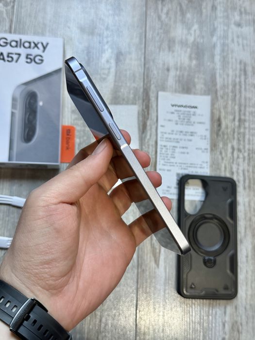 Samsung Galaxy A57 5G 256 GB 8 GB Ram Dual Sim Като Нов и Гаранционен, платен в кеш без лизингови опасности.