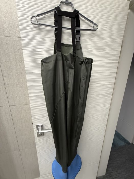 Детски гумен гащеризон 33 номер