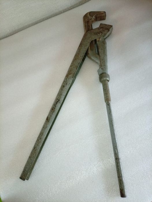 Газовый трубчатый ключ