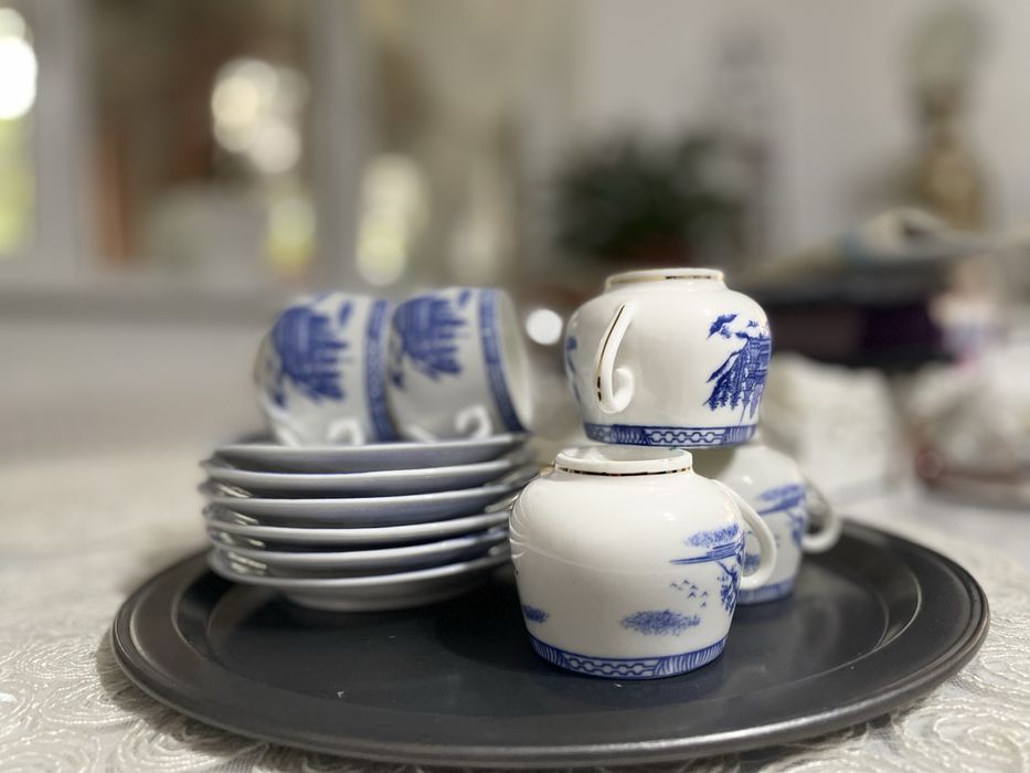 Cești de cafea din porțelan