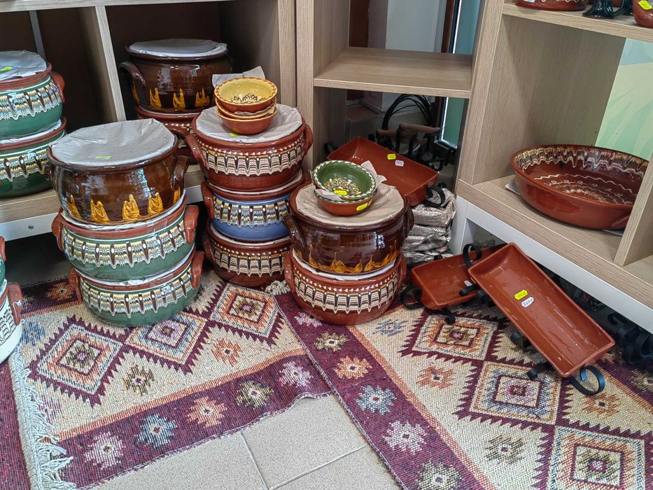 Троянска керамика и дърворезба