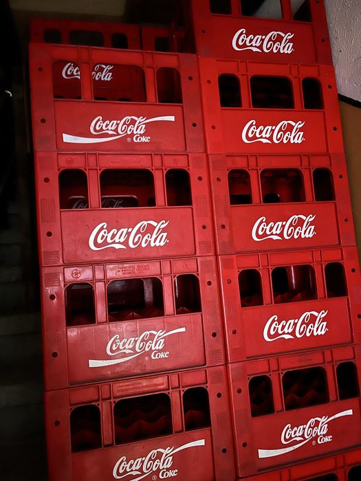 Продавам Каси кока кола