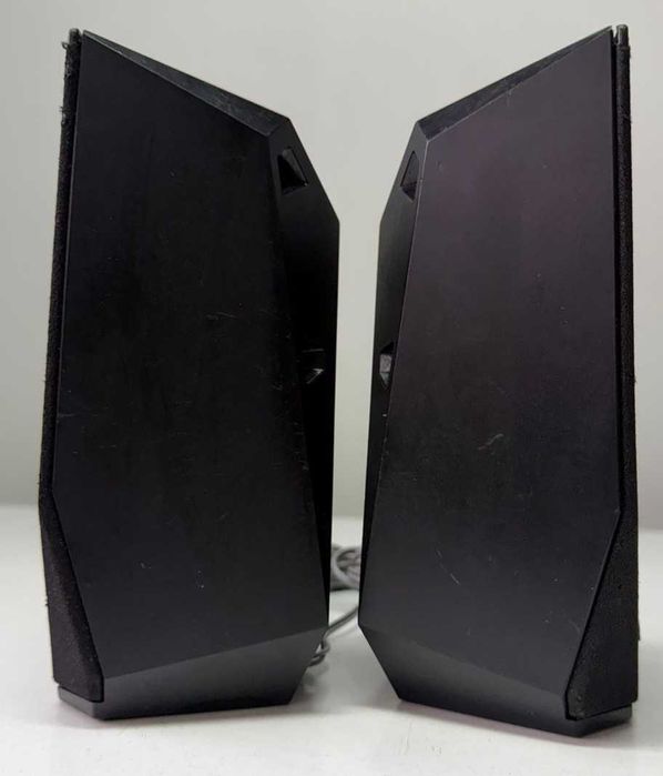 Boxe satelit Sony SS-TSB121 - design modern, sunet clar, 3 ohmi