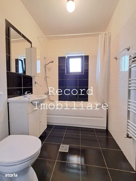 Apartament decomandat 2 camere 54 mp, parcare privata Floresti