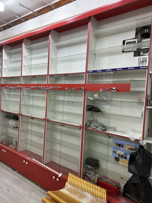 Продам полки для магазина парфюмерии