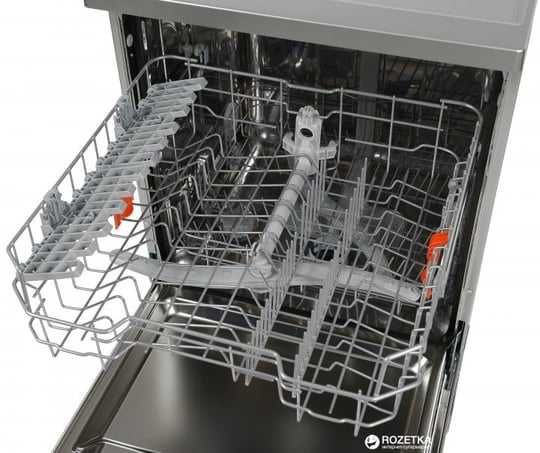 Съдомиялна Hotpoint Ariston HFC3B19X 13 комплекта