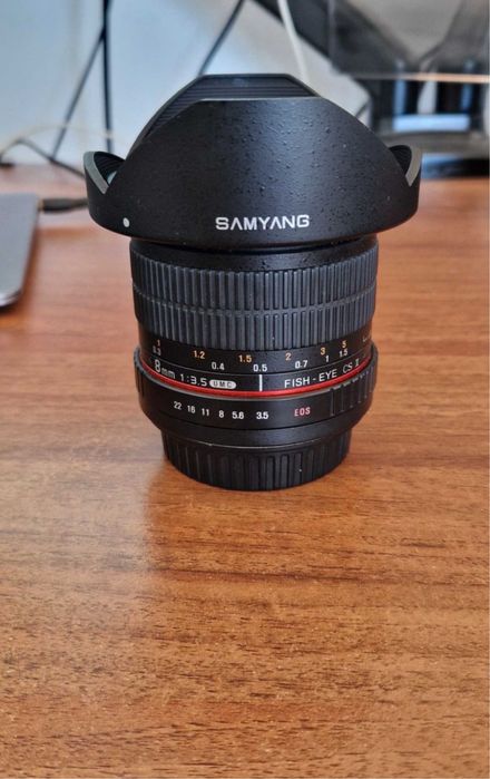 Obiectiv foto Samyang 8 mm montura Canon