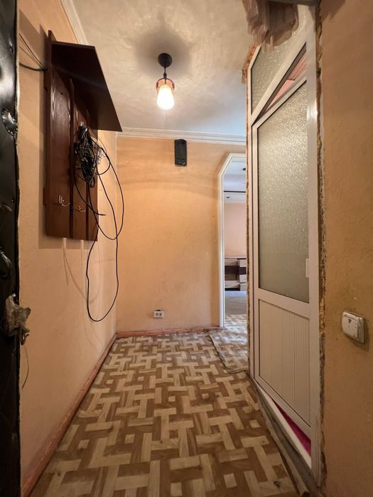 Киргили Широткада 4/3 этаж 2 хона уй ижарага берилади