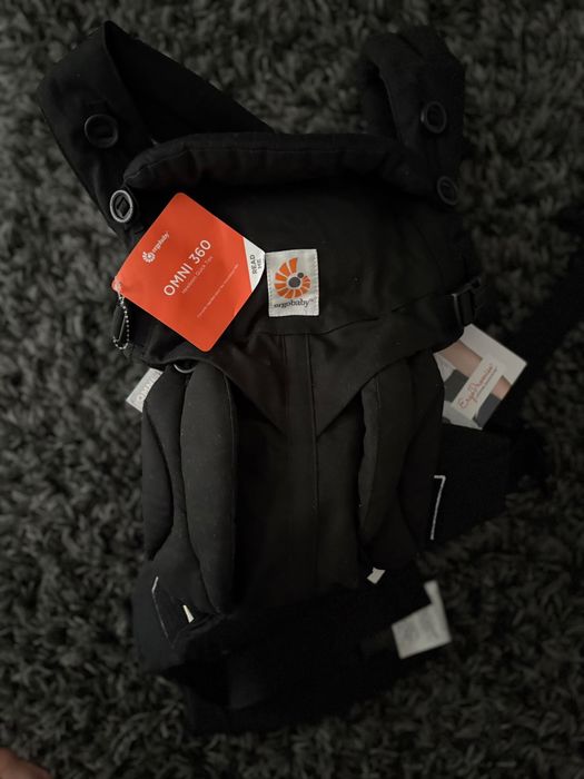 Marsupiu ergobaby