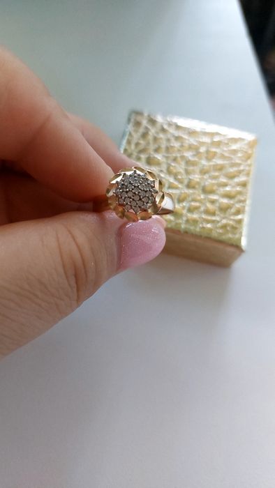 Продам золота кольцо