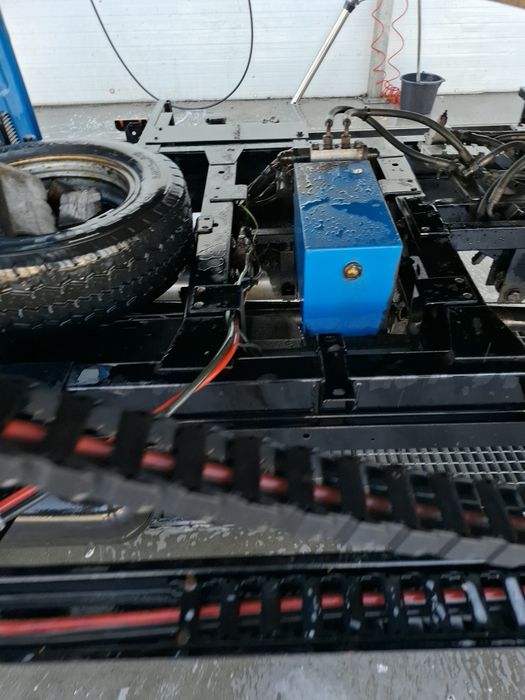 Продавам камион за Пътна помощ