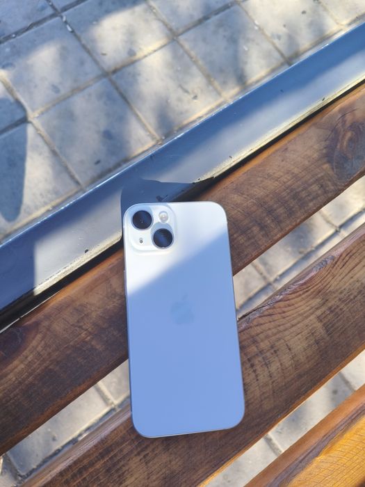Продам Iphone 15 128gb