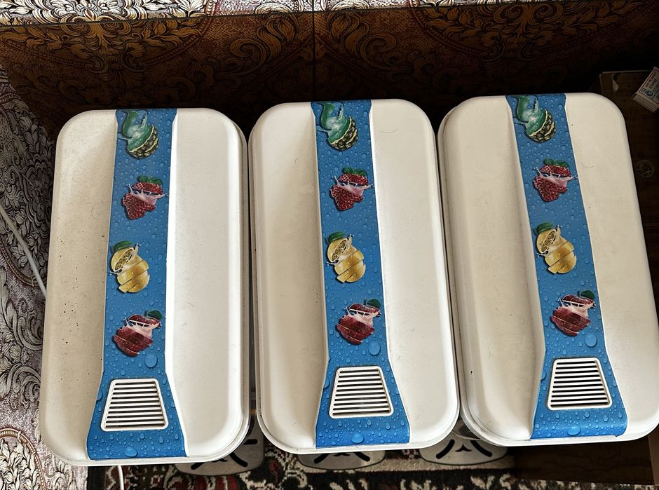 3 ta bakli sharbat dispenser sotiladi