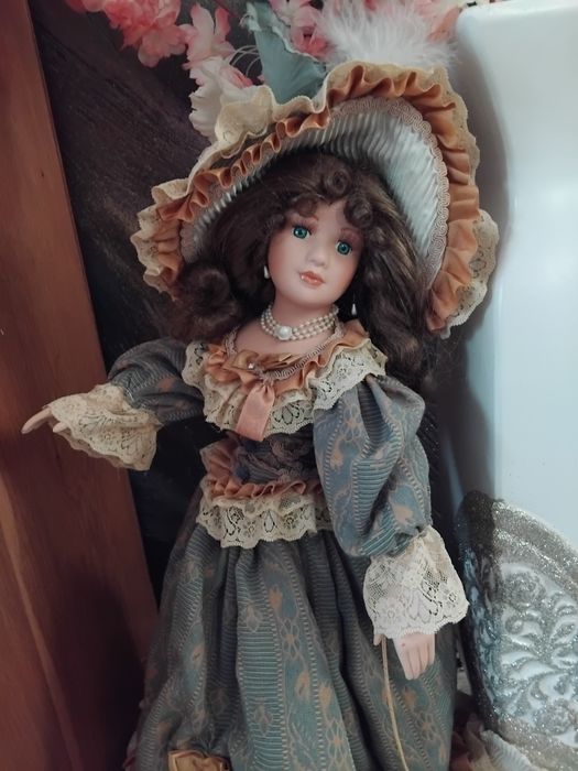 Papusa portelan 55 cm