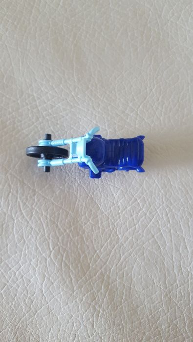 Играчка Мотоциклет Мотор От Киндер Сюрприз