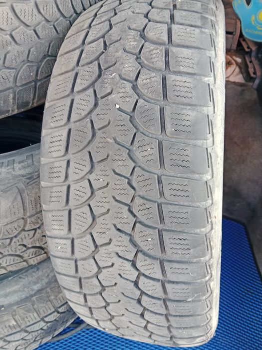 Зимня резина откатал сезон