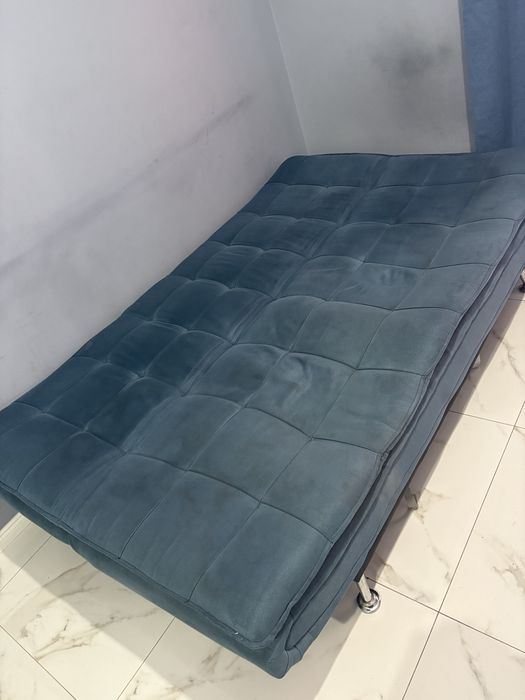 vand urgent Canapea