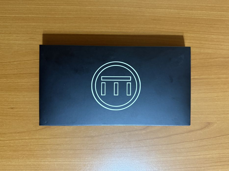 Vând stoc huse de telefon