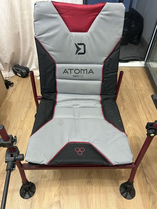 Scaun pescuit Delphin ATOMA complet echipat – accesorii incluse