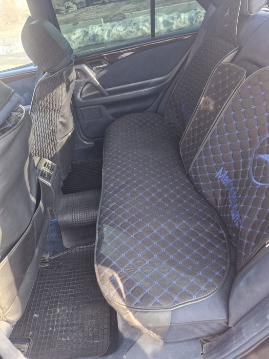 Продам мерседес 210