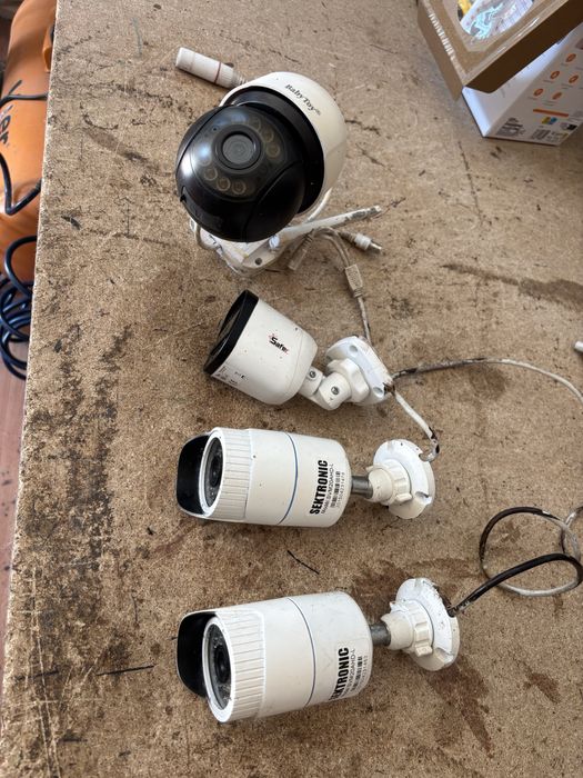 Camere video  demontate