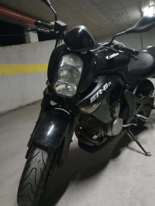 Мотоциклет Kawasaki ER-N6