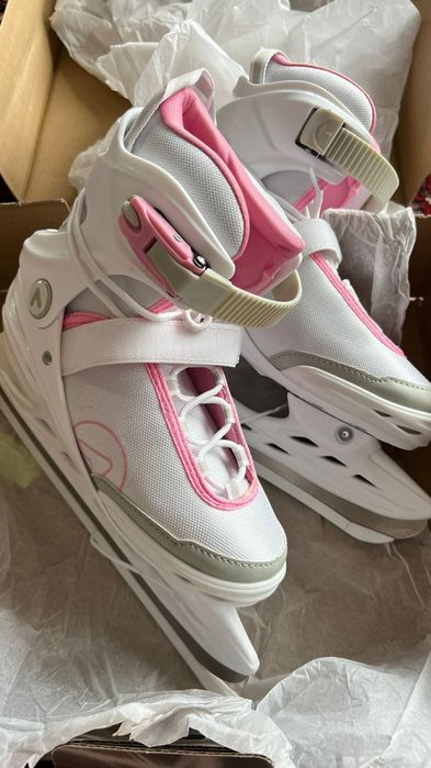 Patine pentru femei ATTABO - mărime 38